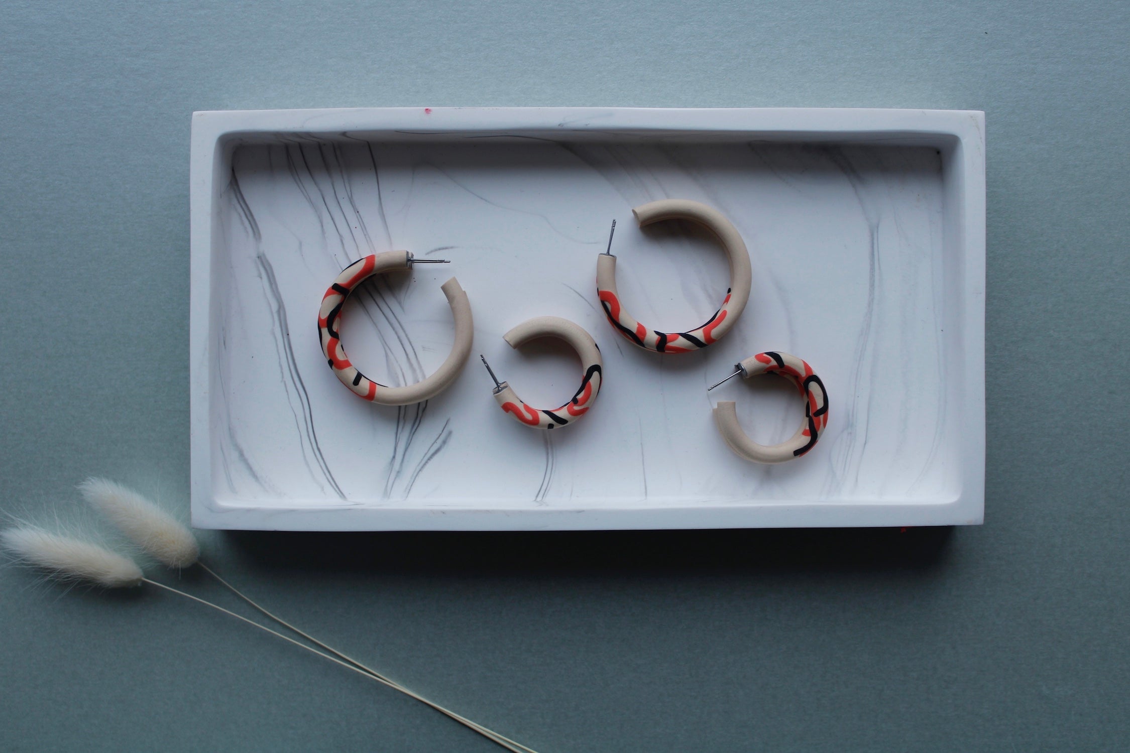 SAND AND CORAL HOOP
